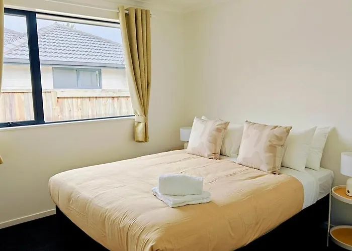 Holiday home Stylish Away From